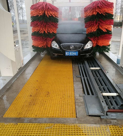 往復(fù)式洗車機4